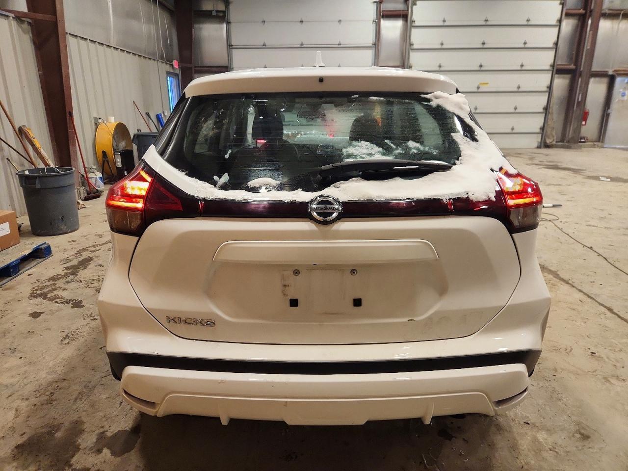 2021 NISSAN KICKS