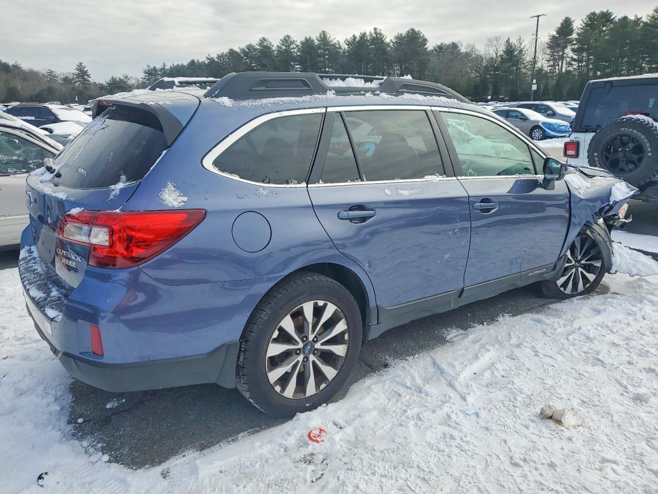 2015 SUBARU Outback