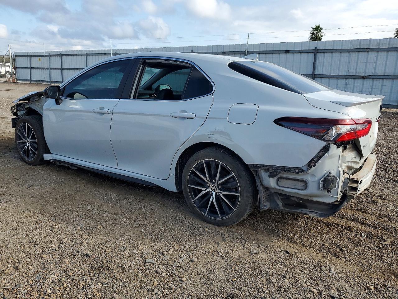 2022 TOYOTA CAMRY