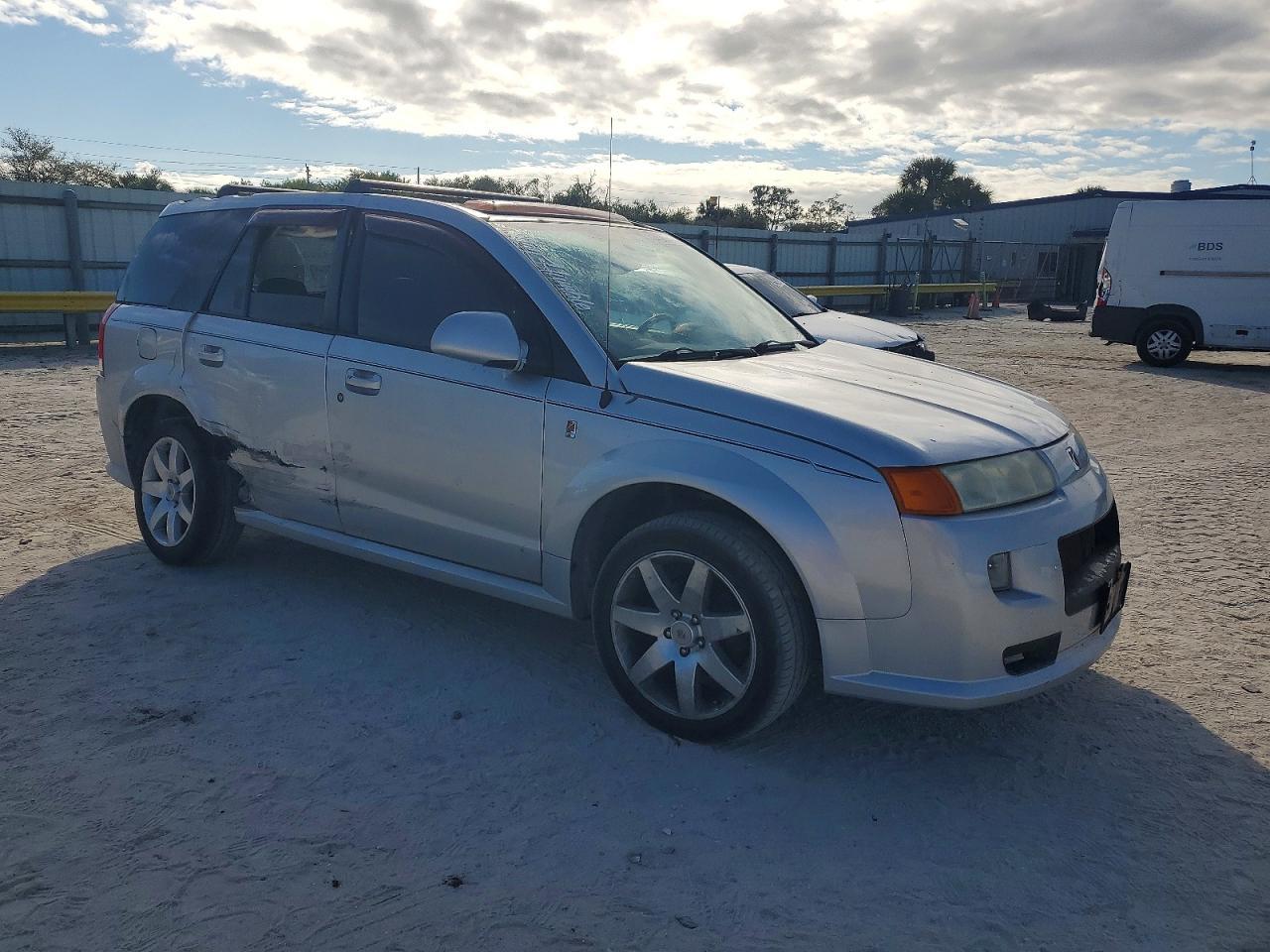 2005 SATURN Vue