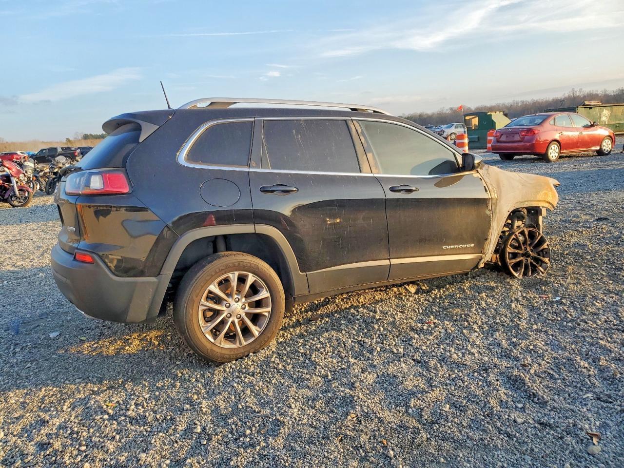2019 JEEP CHEROKEE