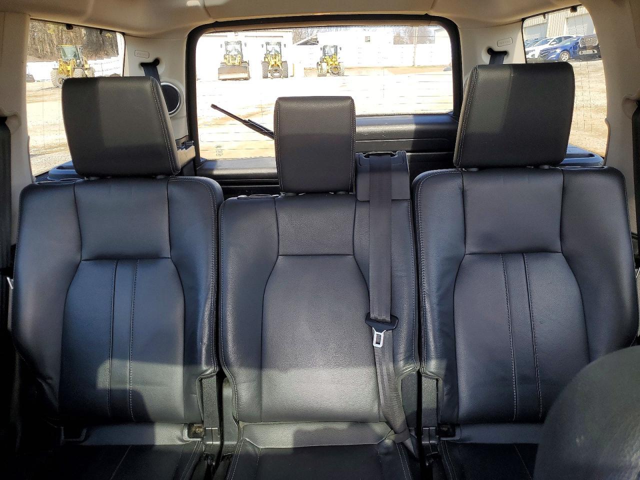 2015 LAND ROVER LR4
