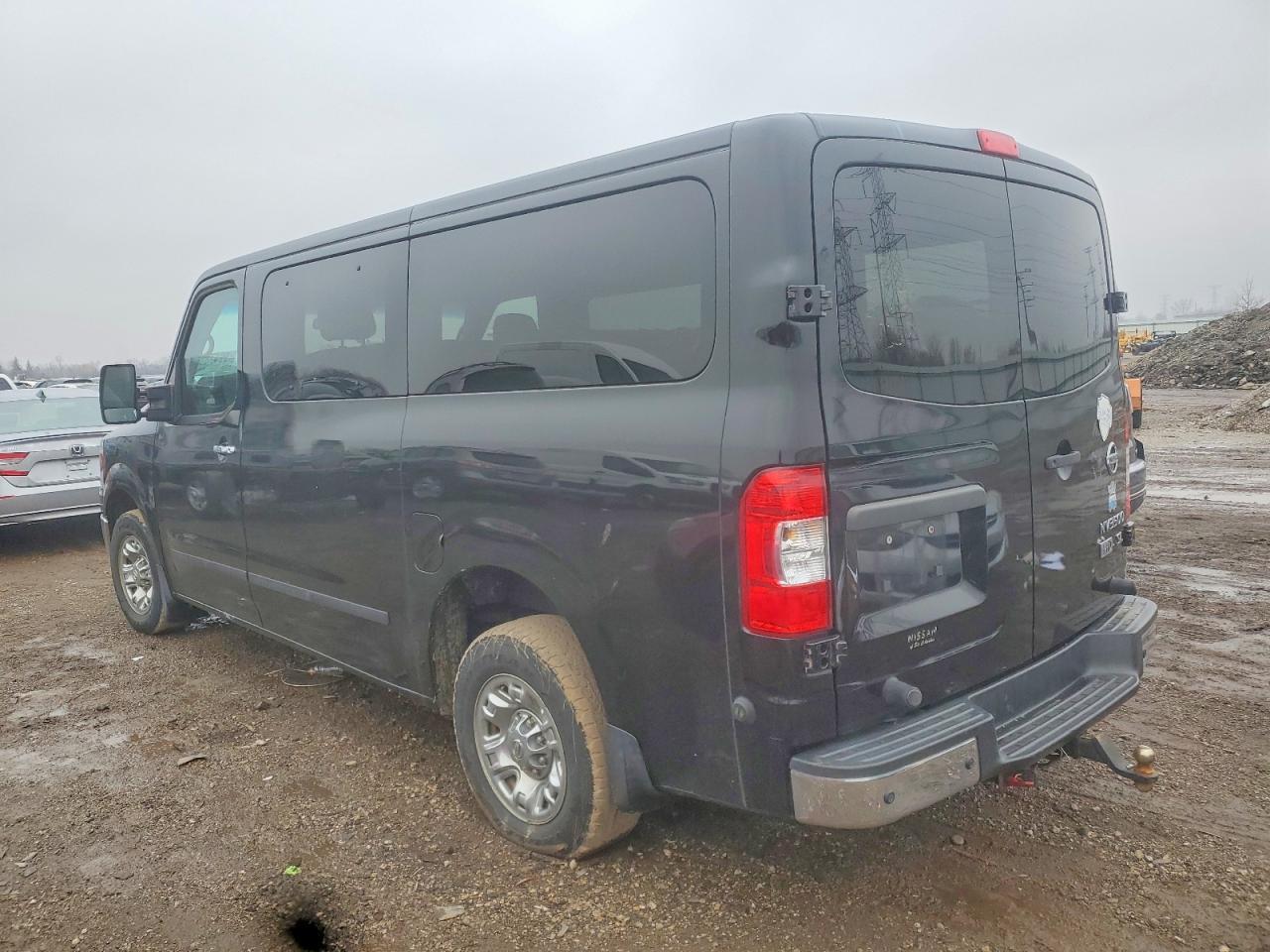 2016 NISSAN NV3500