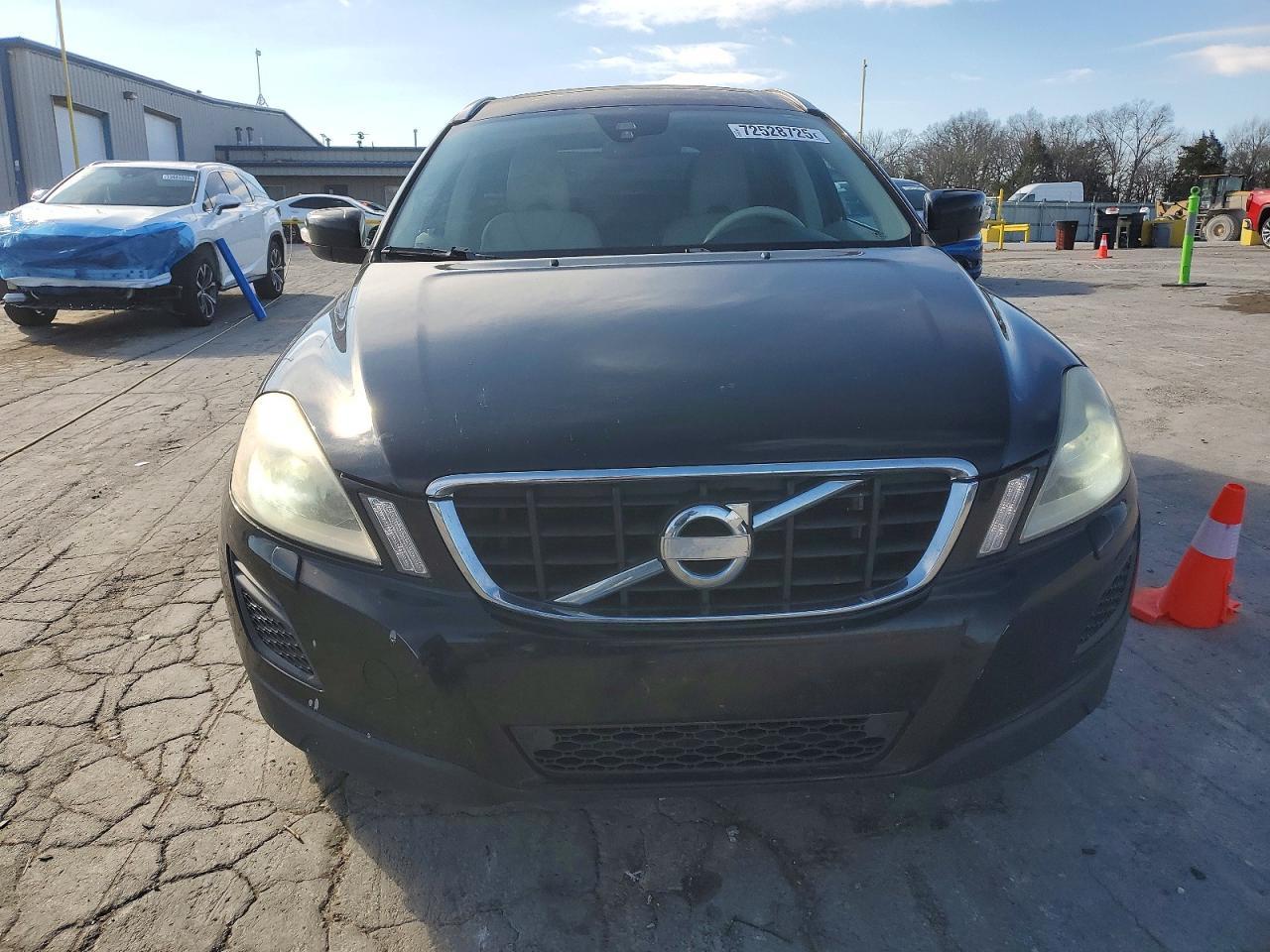 2013 VOLVO XC60