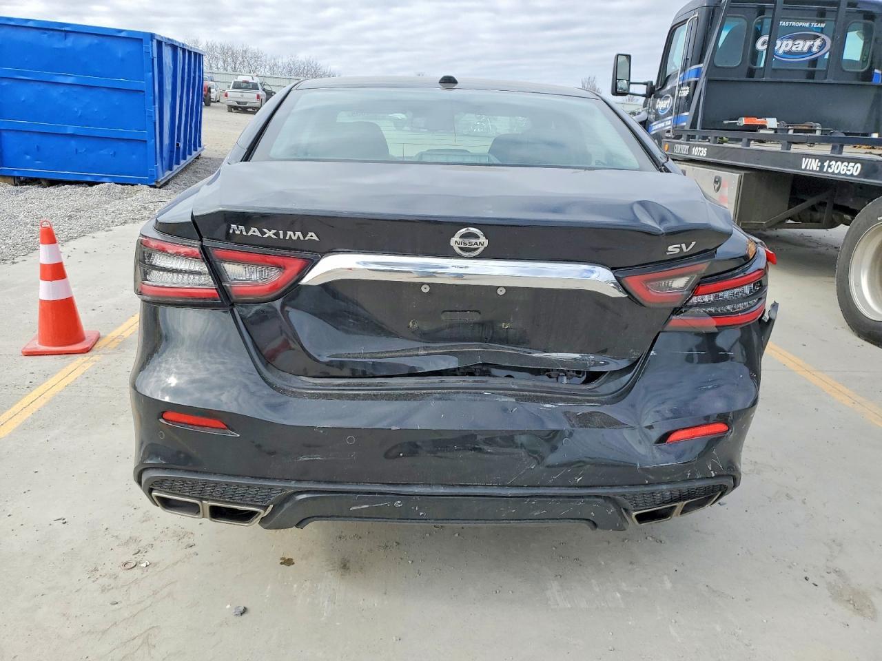2022 NISSAN Maxima