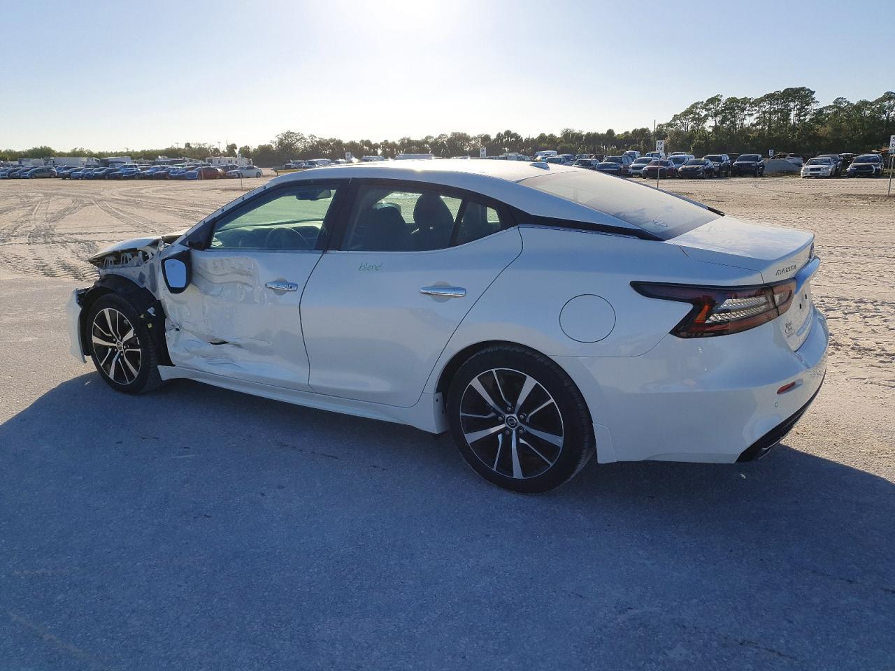 2022 NISSAN Maxima