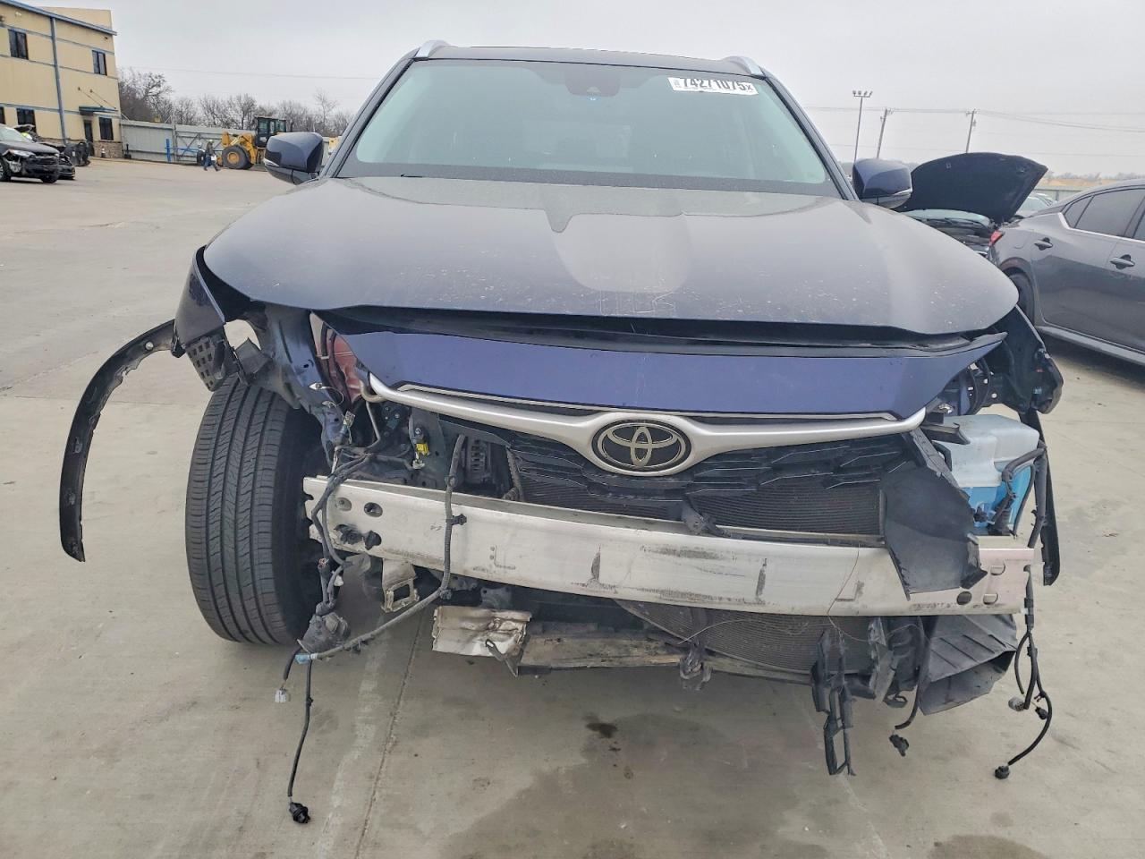2021 TOYOTA HIGHLANDER