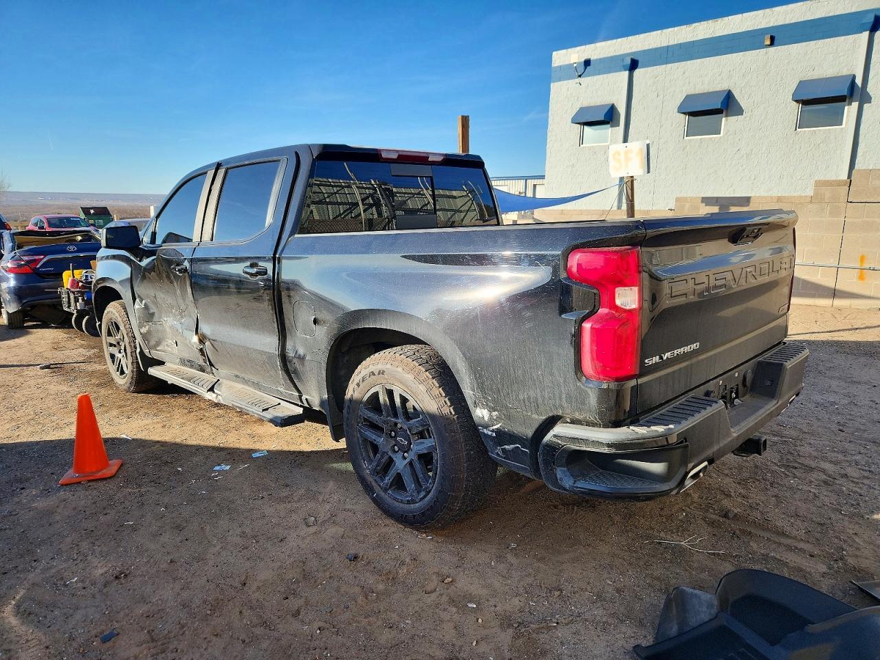 2024 CHEVROLET Silverado