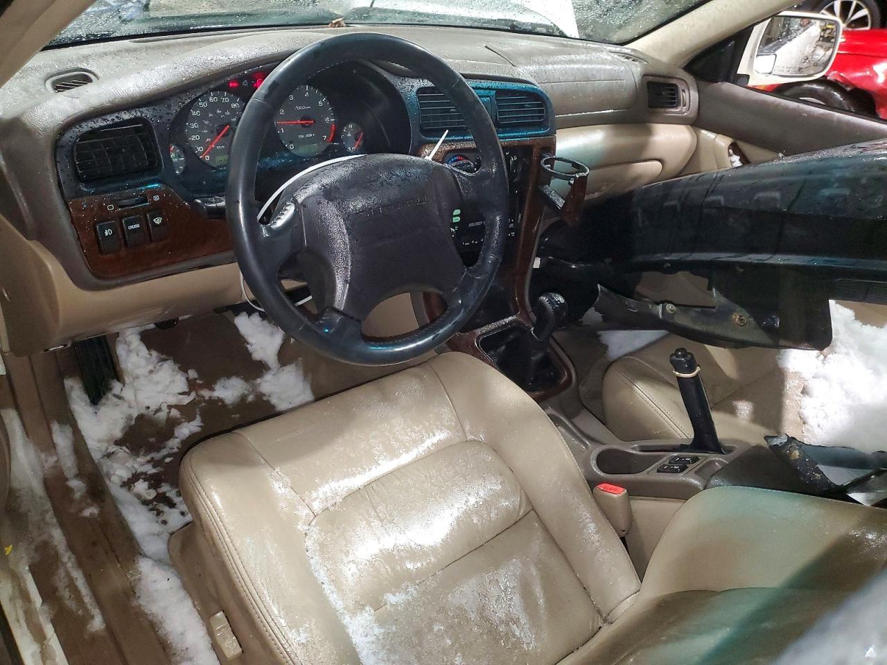 2000 SUBARU Legacy
