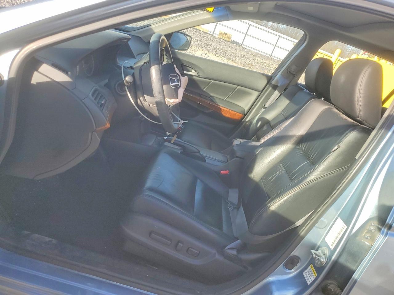 2011 HONDA ACCORD