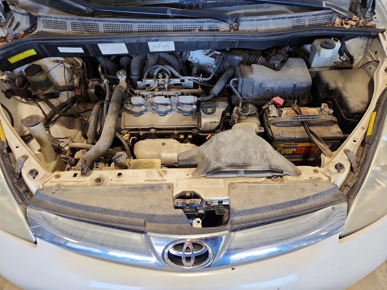 2006 TOYOTA SIENNA