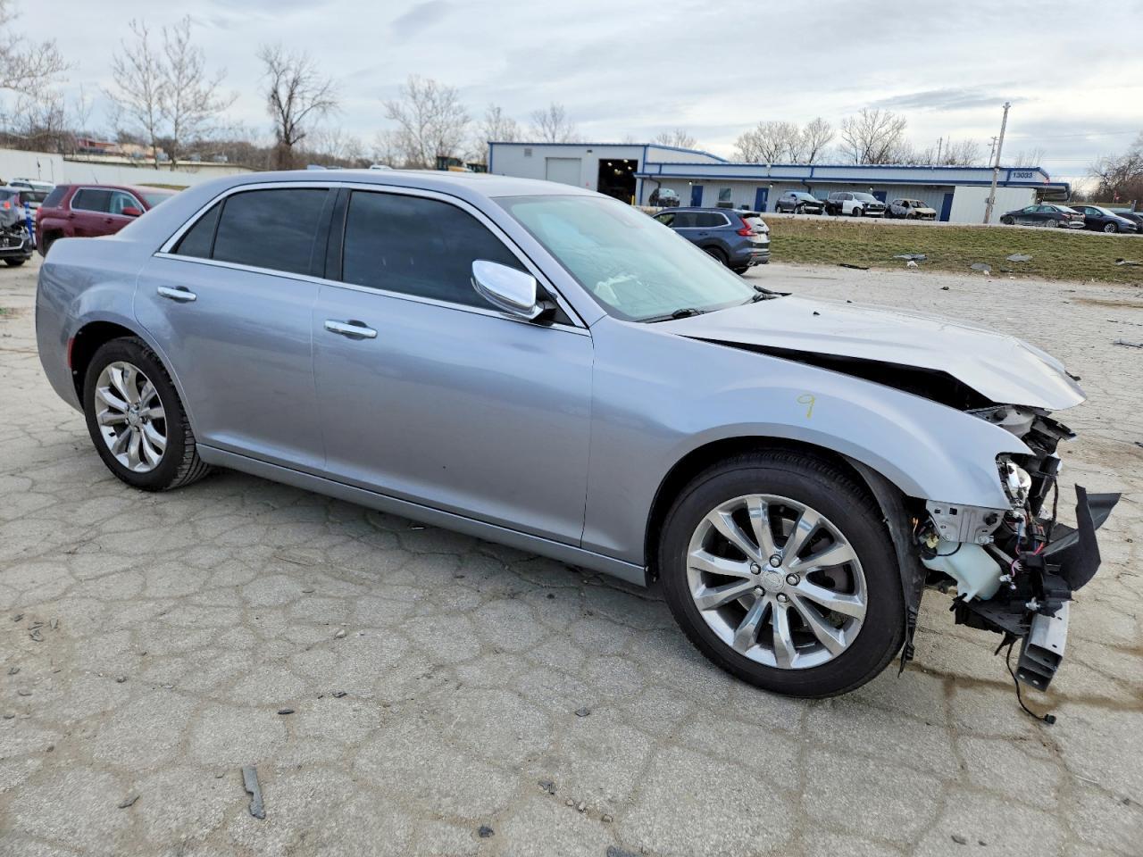 2017 CHRYSLER 300
