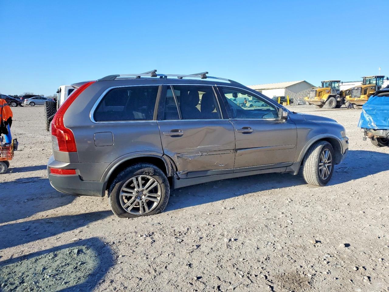 2011 VOLVO XC90