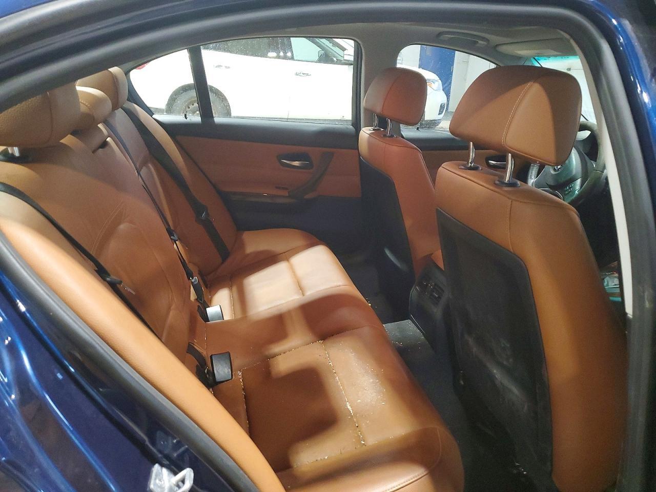 2011 BMW 3 SERIES