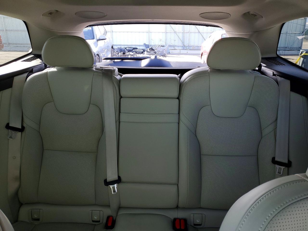 2018 VOLVO XC60