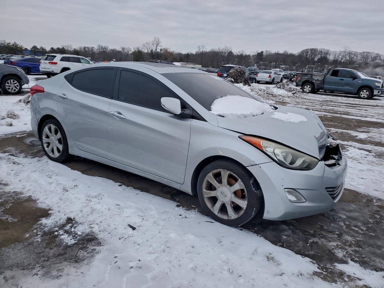 2011 HYUNDAI ELANTRA