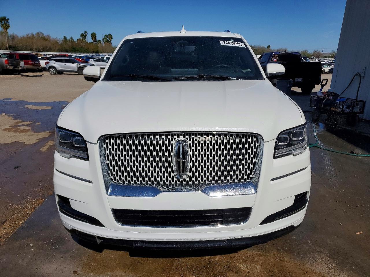2023 LINCOLN Navigator