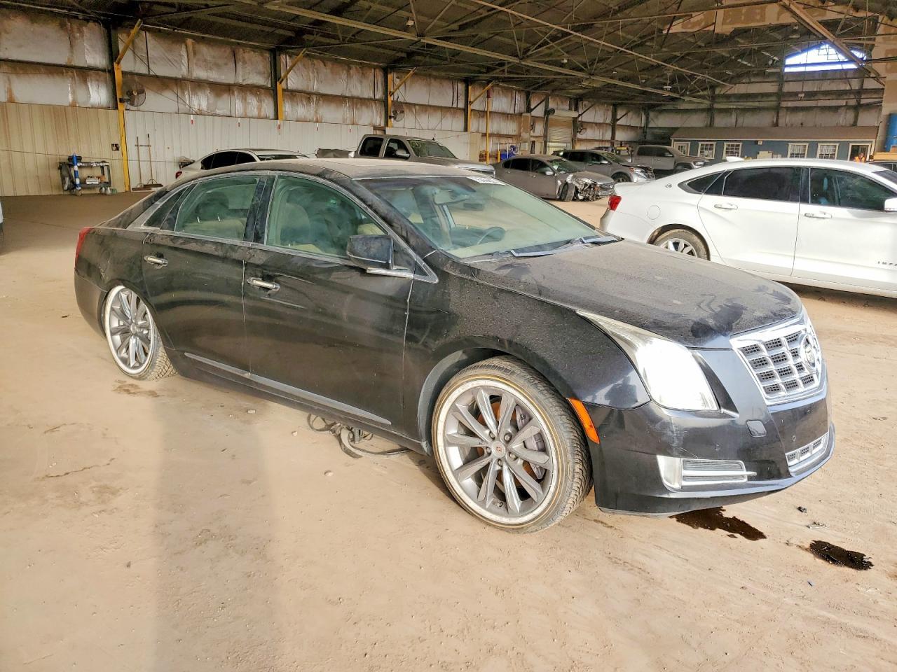 2013 CADILLAC XTS