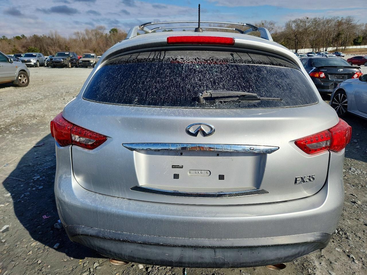 2010 INFINITI FX35