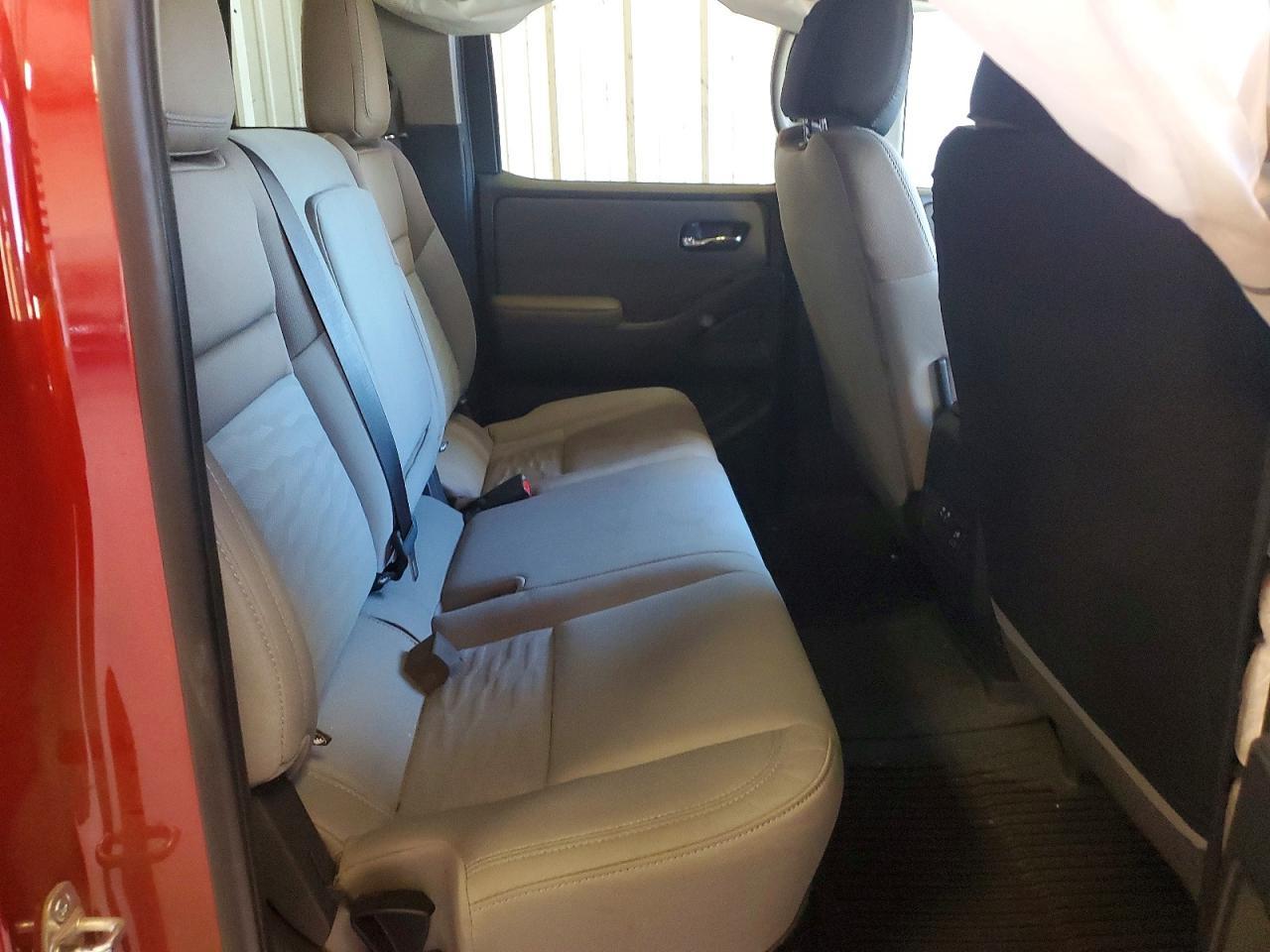 2023 NISSAN Frontier