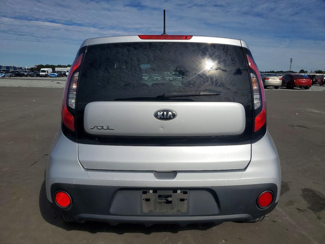 2017 KIA SOUL