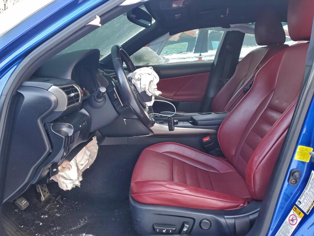 2016 LEXUS IS 300