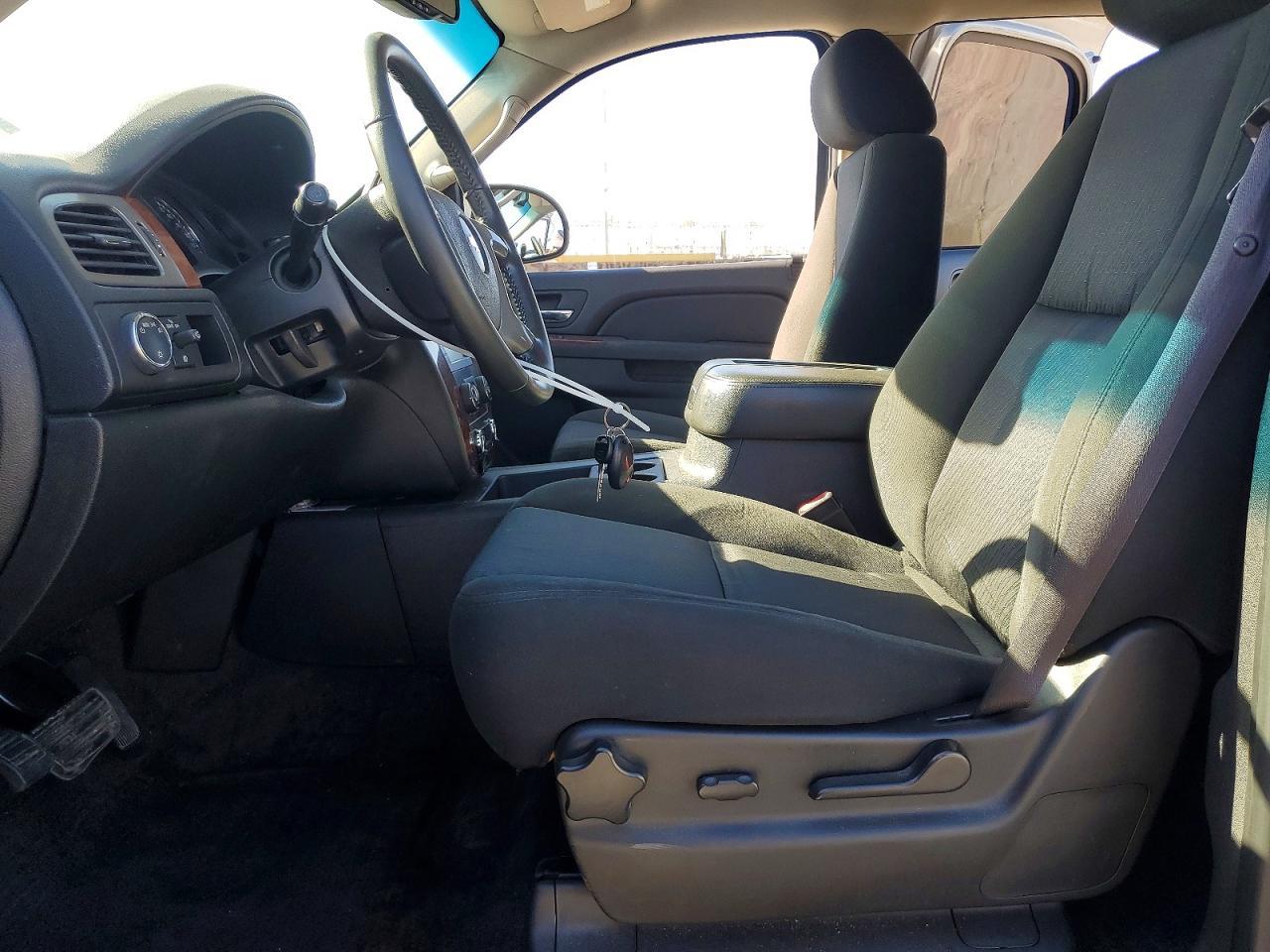 2012 CHEVROLET Tahoe
