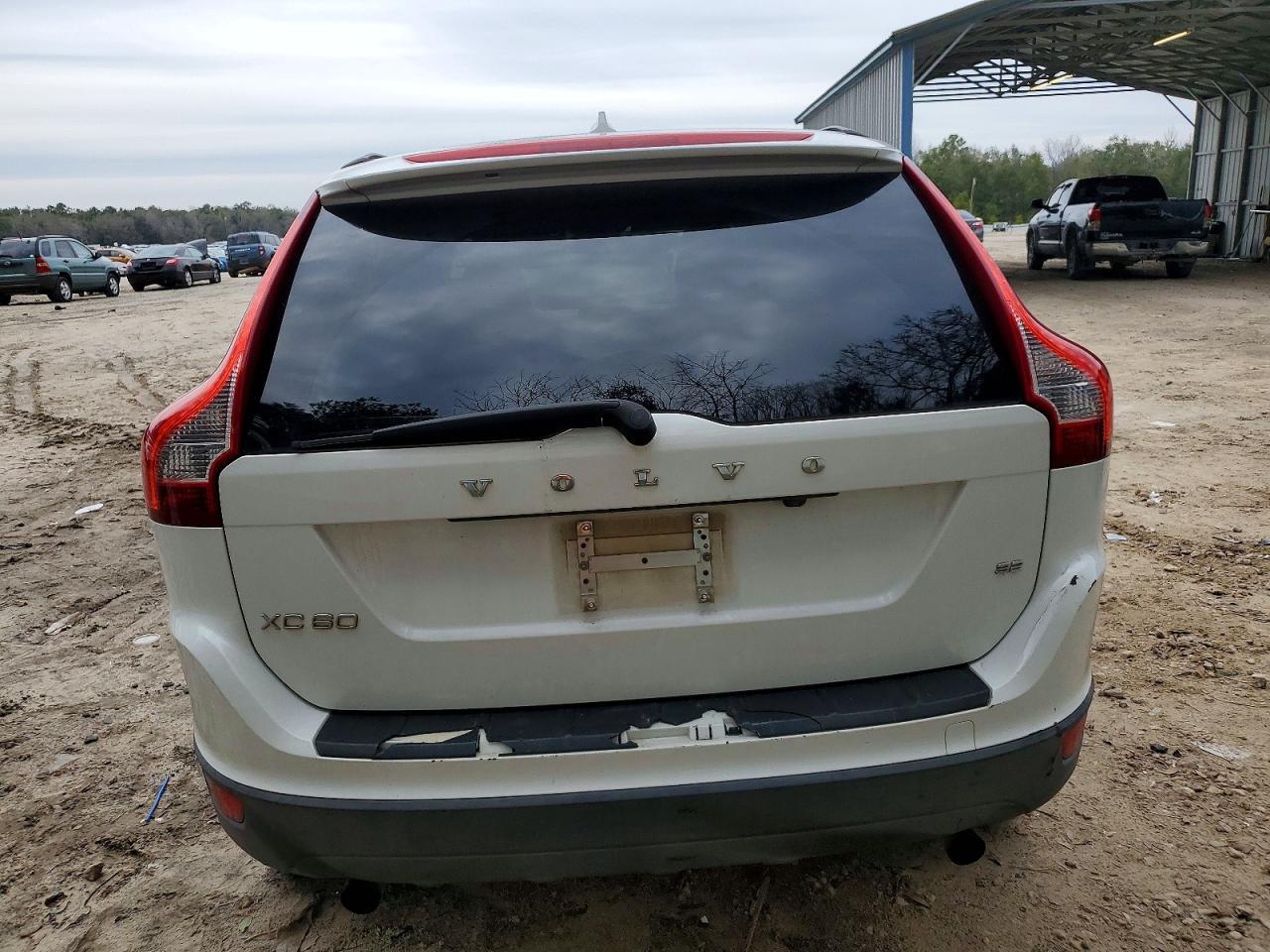 2010 VOLVO XC60