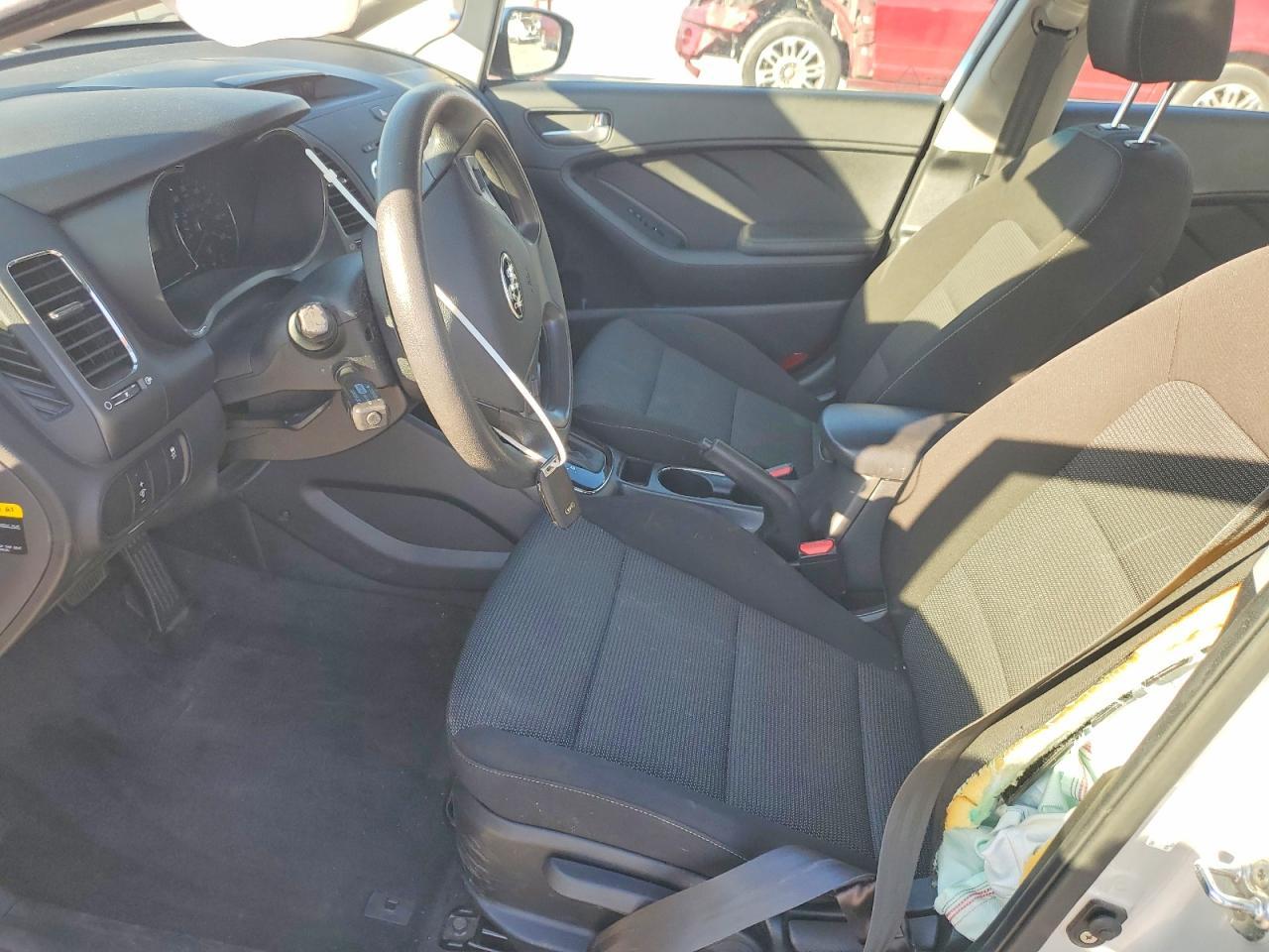 2017 KIA FORTE