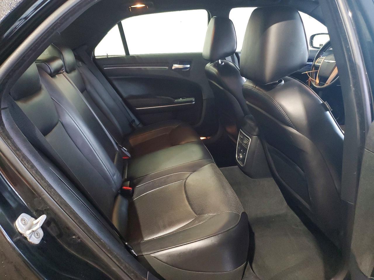 2013 CHRYSLER 300