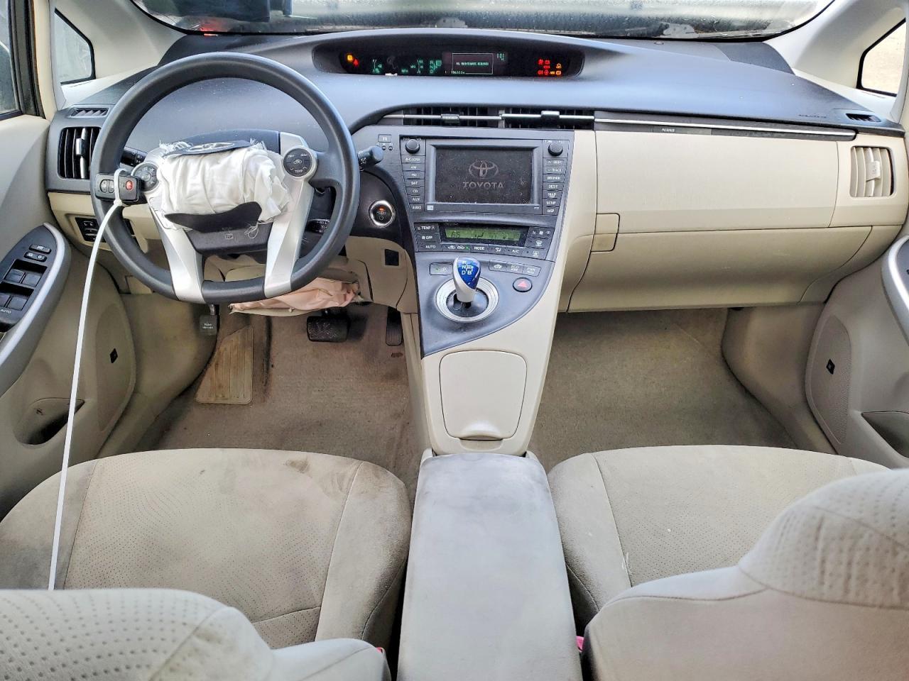 2011 TOYOTA PRIUS