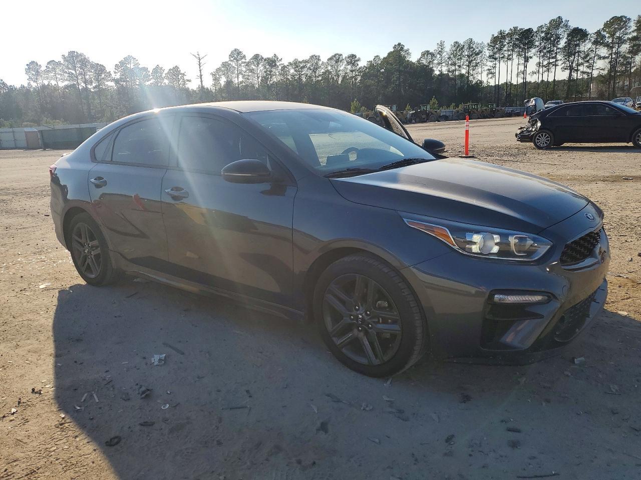 2021 KIA FORTE