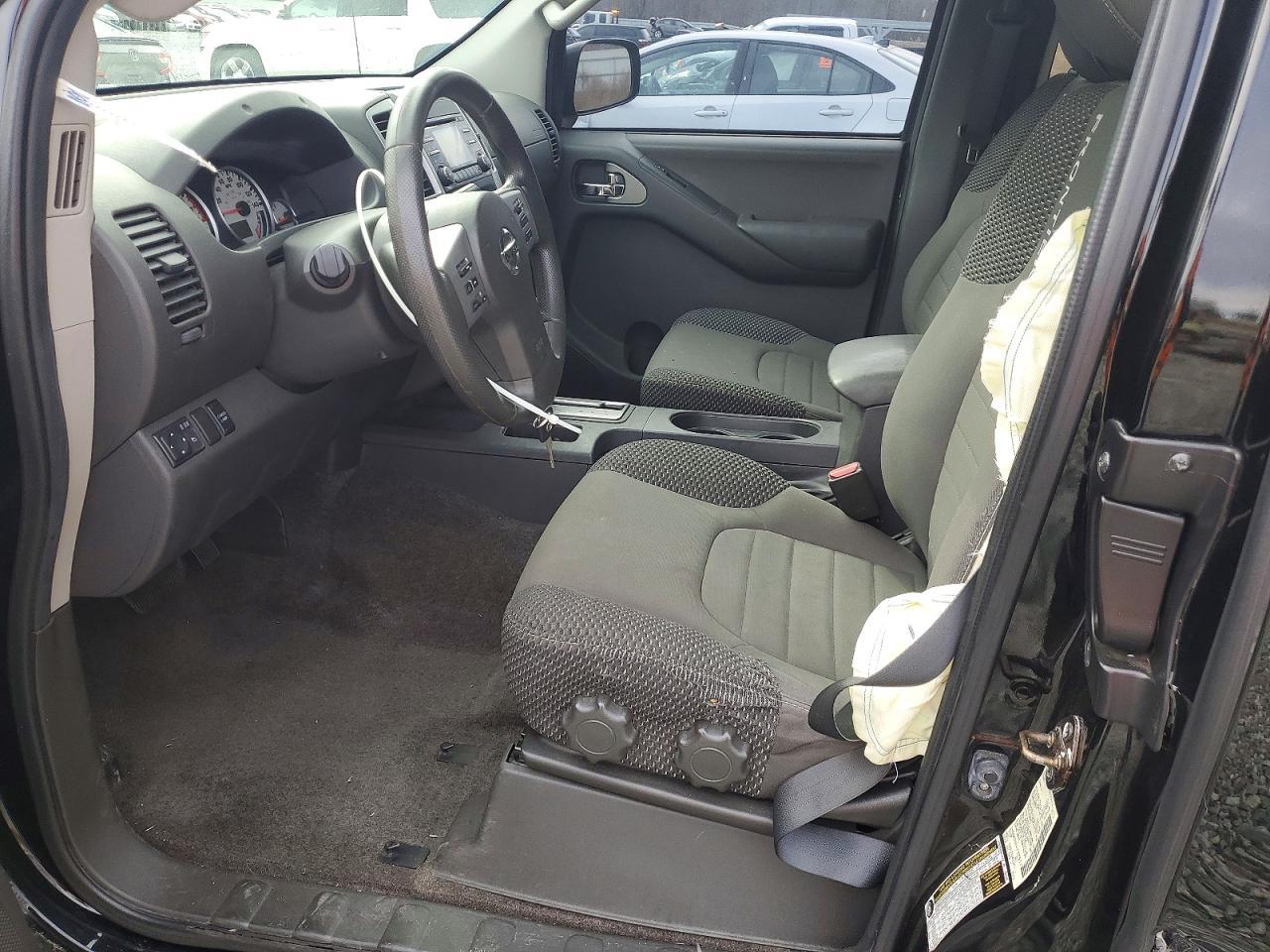 2014 NISSAN Frontier