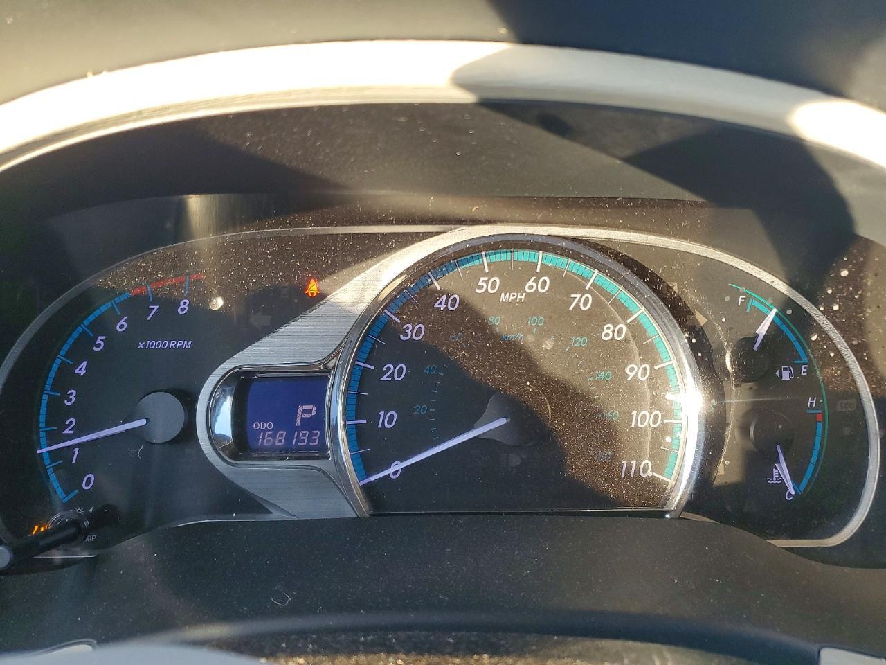 2012 TOYOTA SIENNA