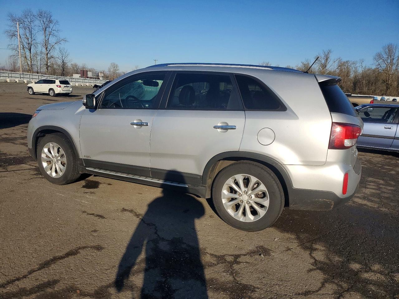 2014 KIA SORENTO