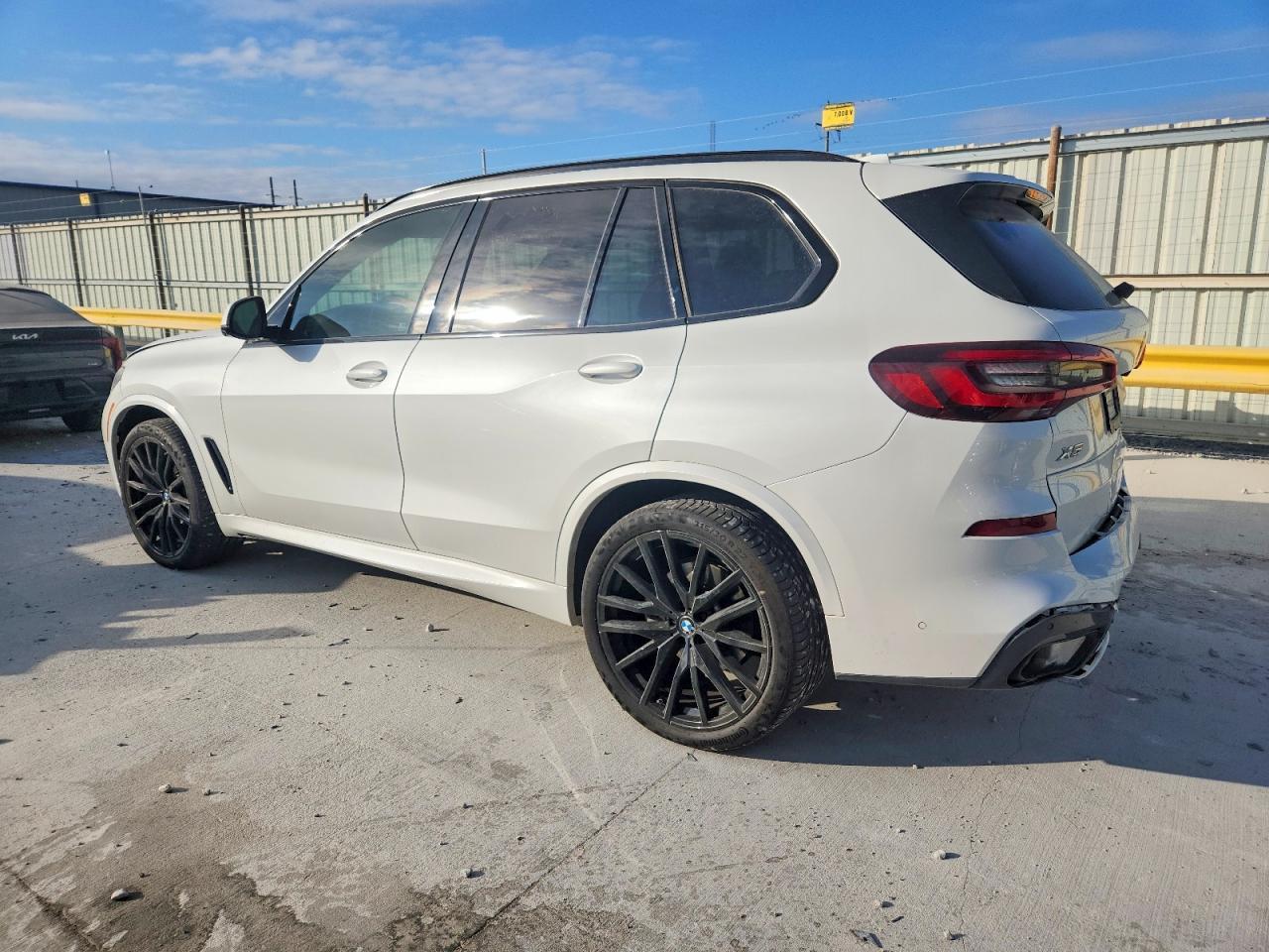 2023 BMW X5