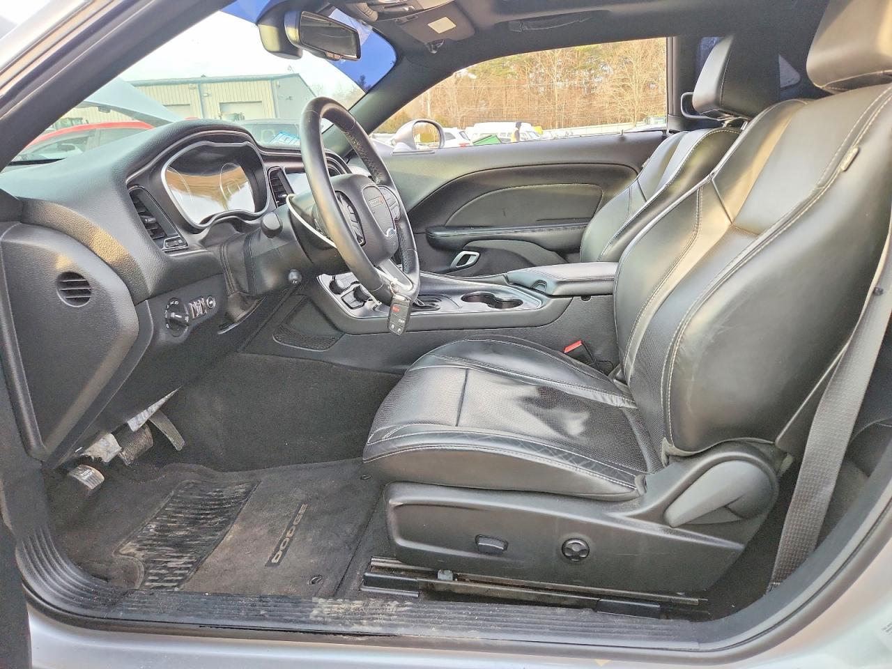 2015 DODGE Challenger