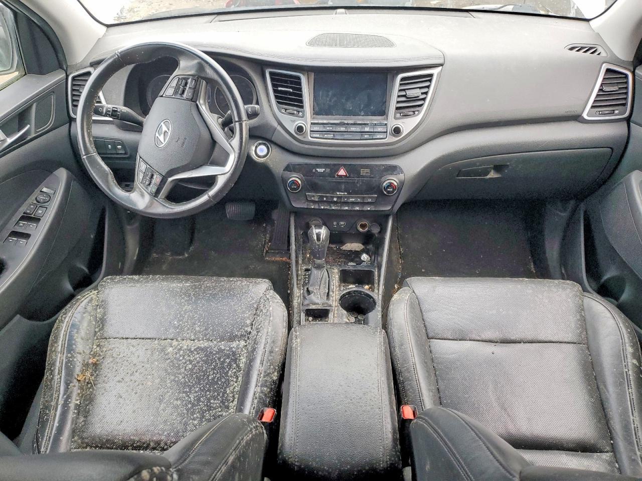 2016 HYUNDAI TUCSON