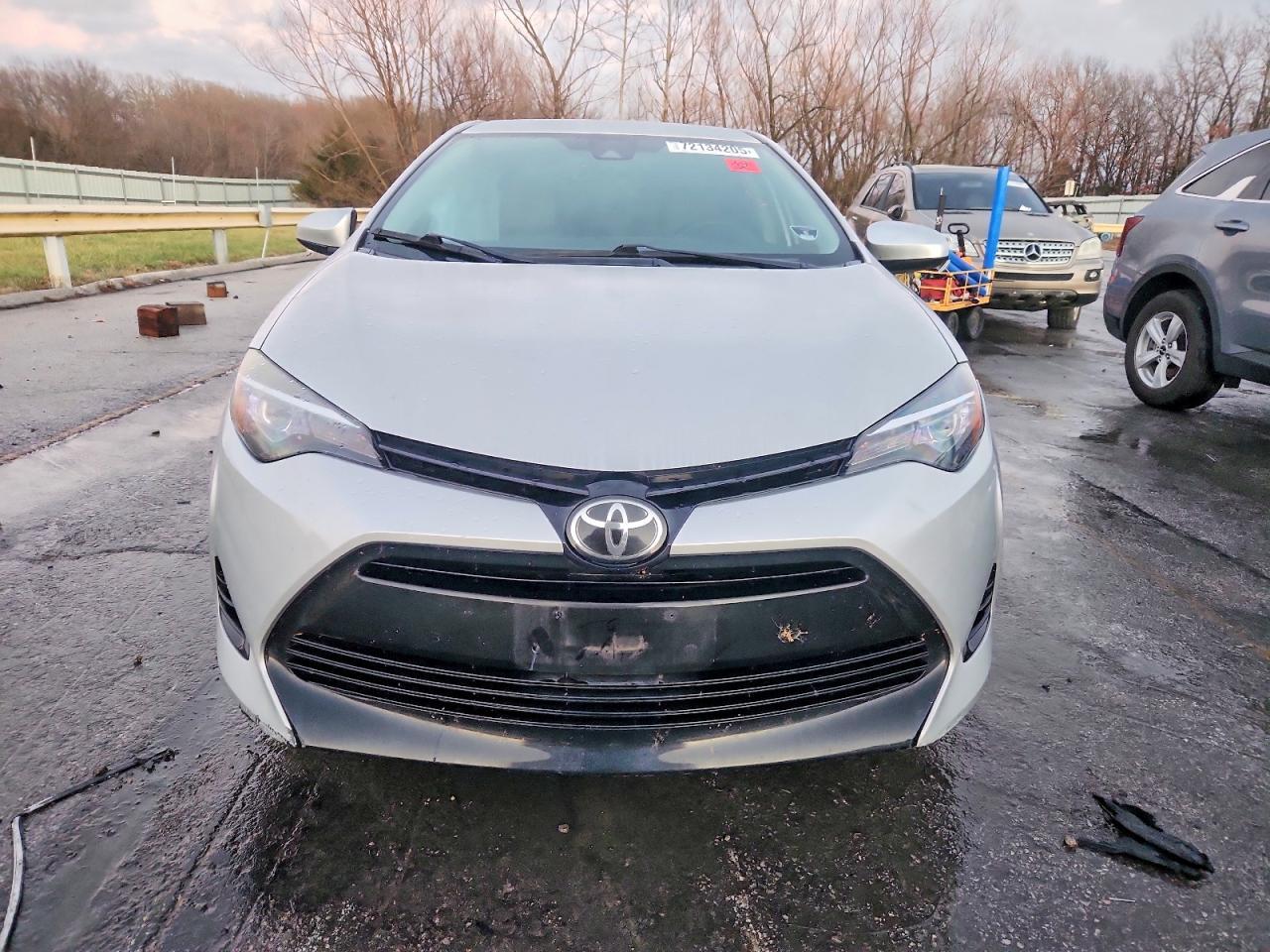 2017 TOYOTA COROLLA