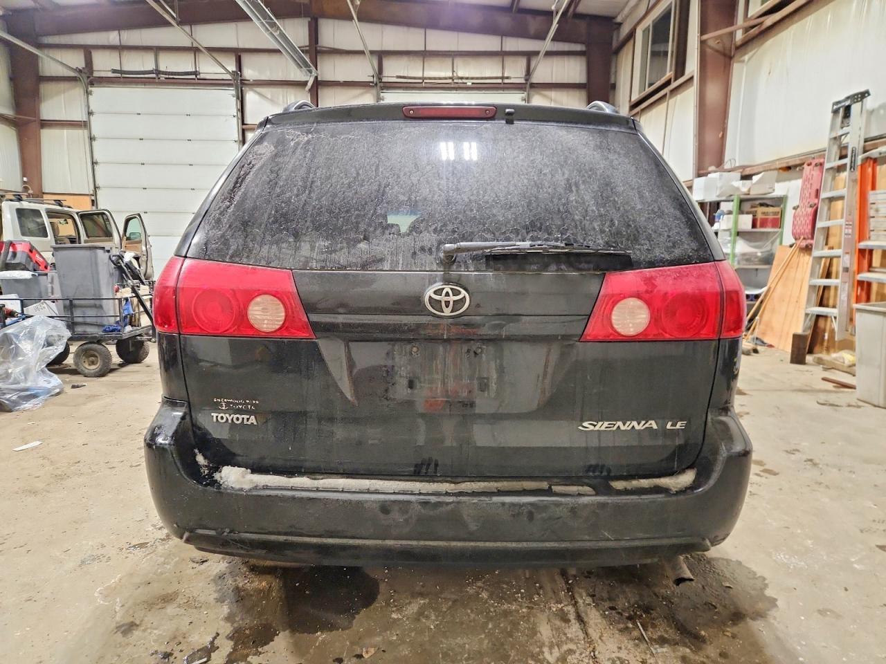2008 TOYOTA SIENNA