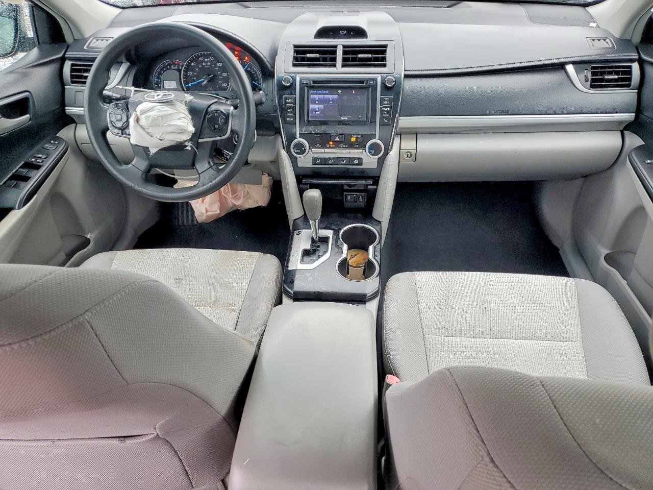2014 TOYOTA CAMRY