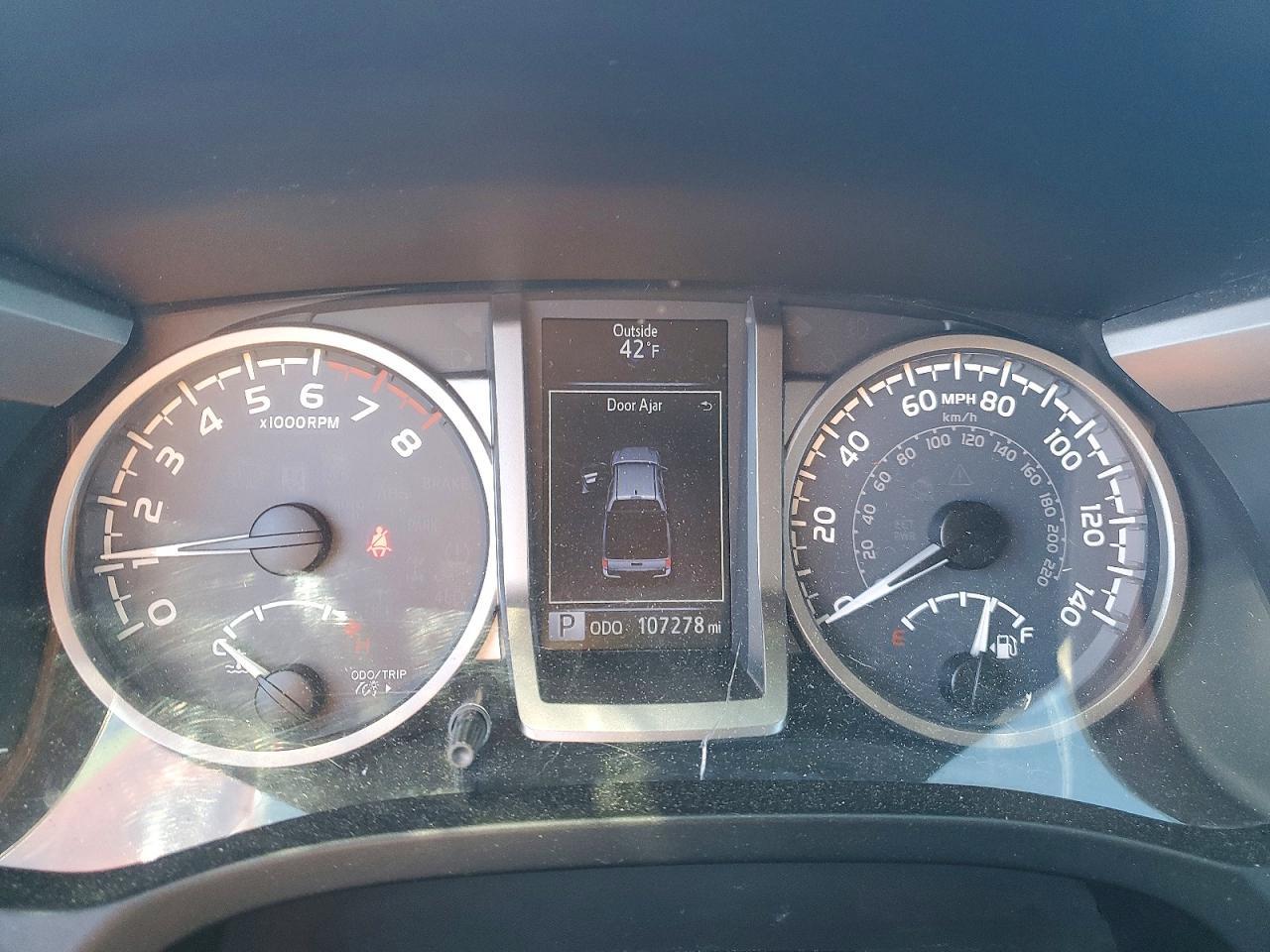 2017 TOYOTA TACOMA