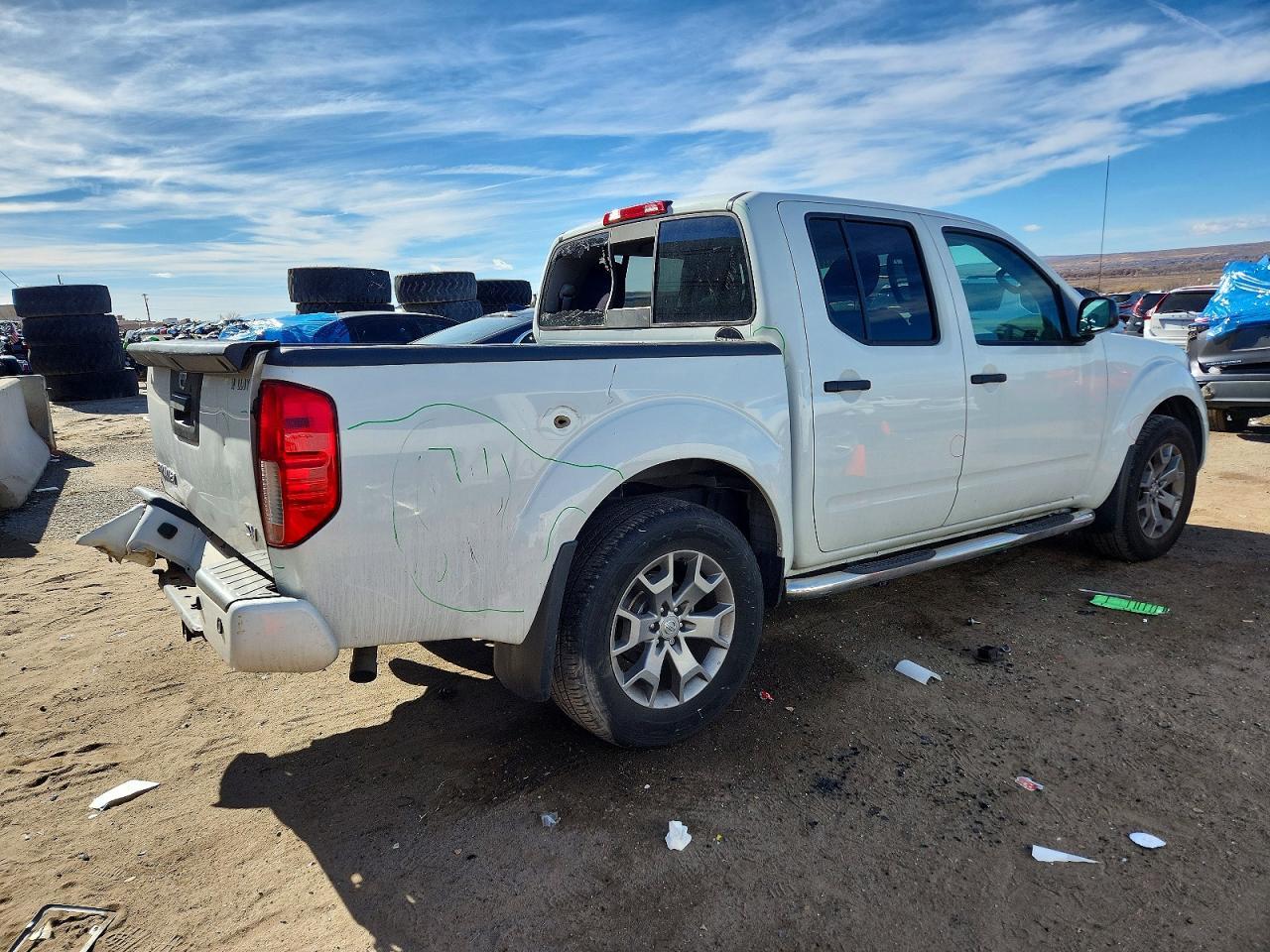 2020 NISSAN Frontier