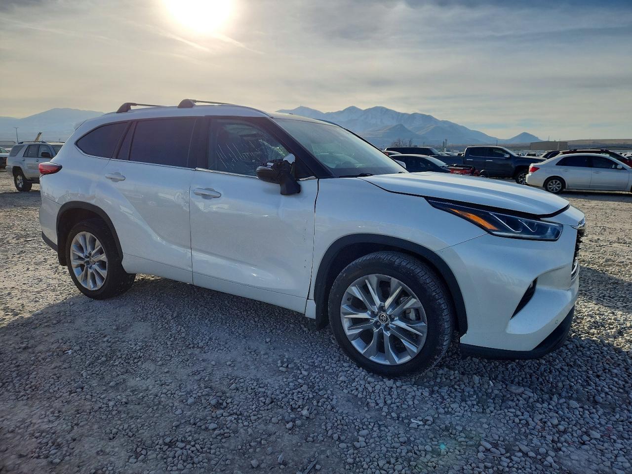 2021 TOYOTA HIGHLANDER