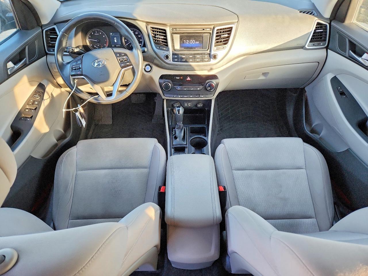 2016 HYUNDAI TUCSON