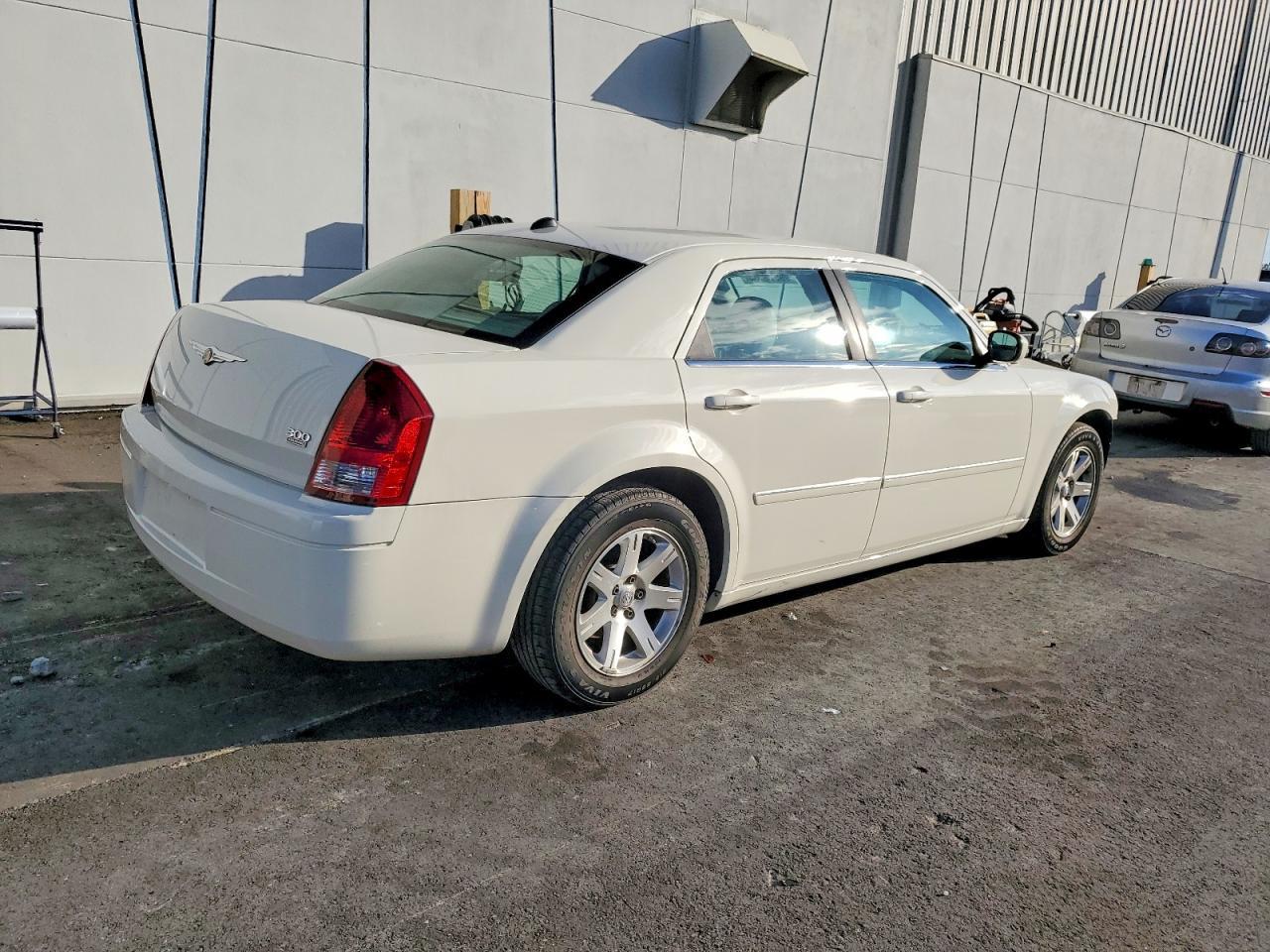 2006 CHRYSLER 300