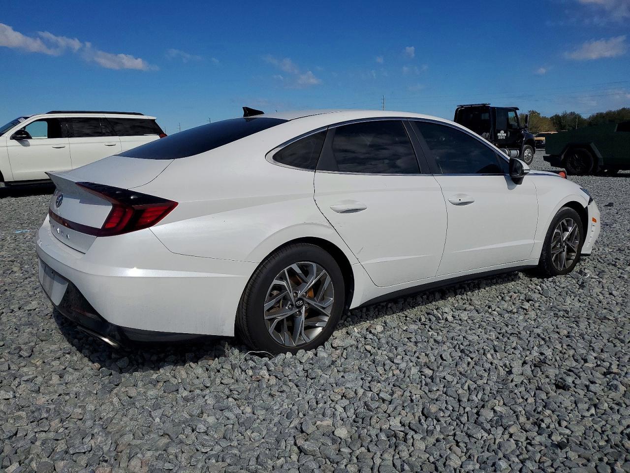 2022 HYUNDAI SONATA