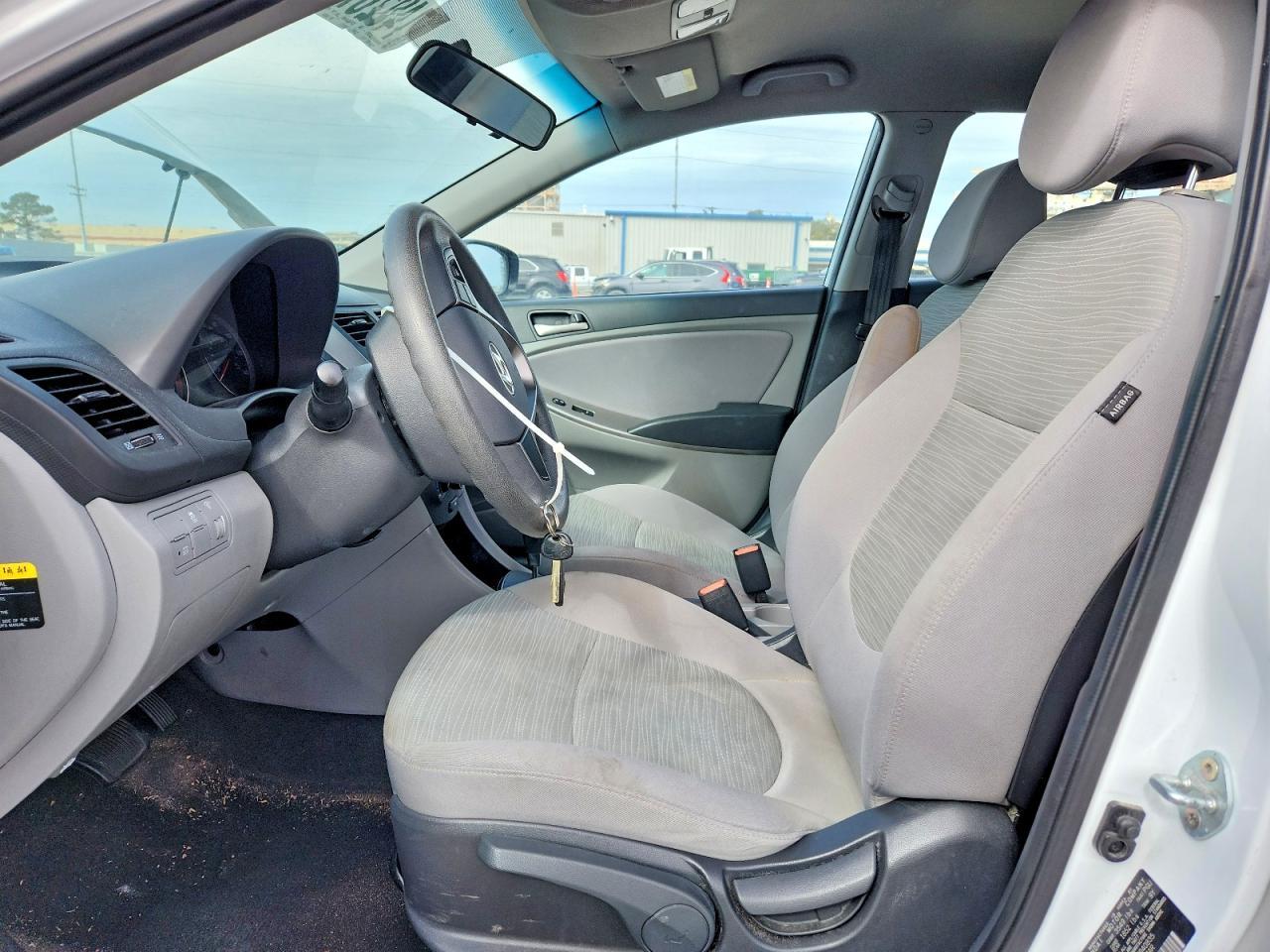 2017 HYUNDAI ACCENT