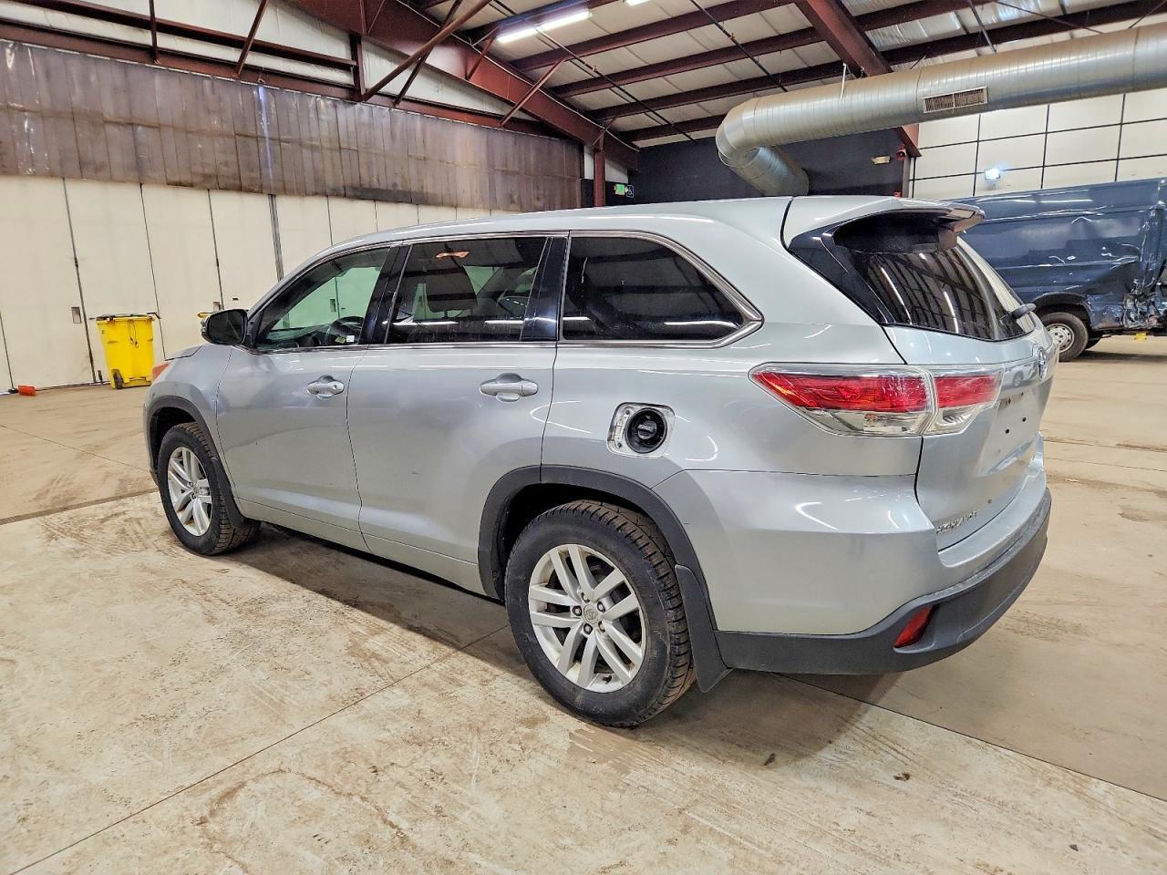 2015 TOYOTA HIGHLANDER