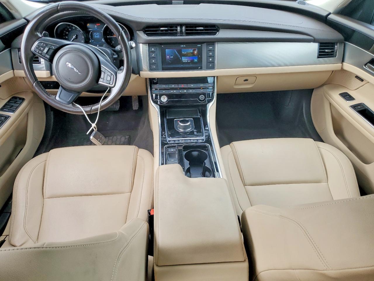 2017 JAGUAR XF